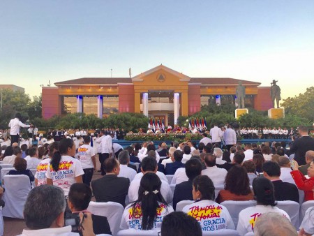 #Nicaragua, Managua : Piazza della Rivoluzione. Cerimonia di ufficializzazione della nomina del Presidente della Repubblica Daniel Ortega e del Vice Presidente Rosario Murrillo. 10 Gennaio 2017.